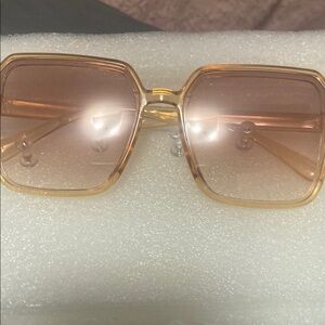 Stylish Gold Sunglasses